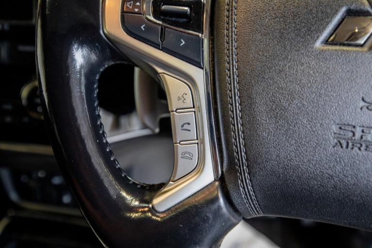 2017 Mitsubishi Outlander 2.0h 12kWh 4h SUV 5dr Petrol Plug-in Hybrid CVT 4WD Euro 6 (s/s) (200 p...