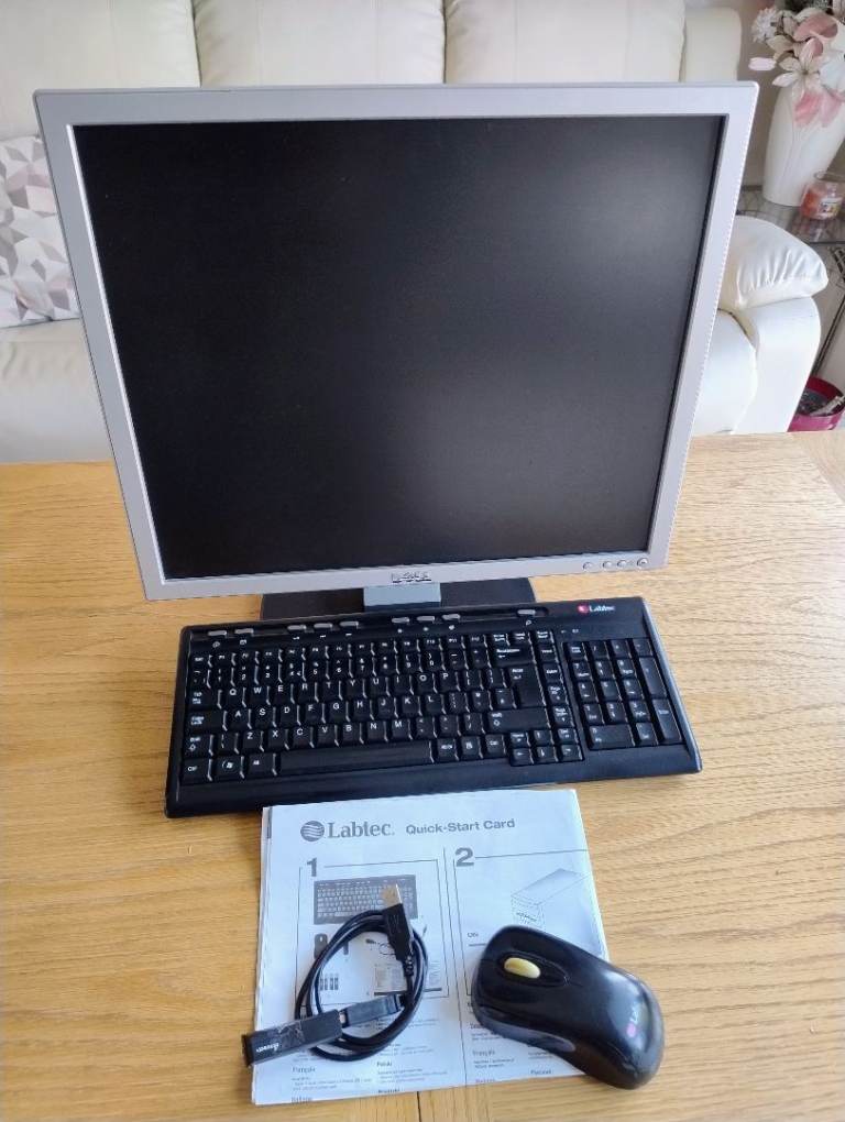  Dell E178WFP Flat Panel TFT LCD 900p 16:10 Wide 17 inch Monitor - VGA Port - Labtec Bundle