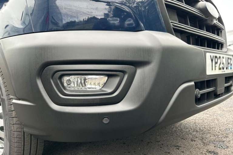 2025 Ford Transit 460 Leader L4 H3 ELWB High Roof 17 Seater Minibus RWD 2.0 EcoBlue 165ps, RE Min...