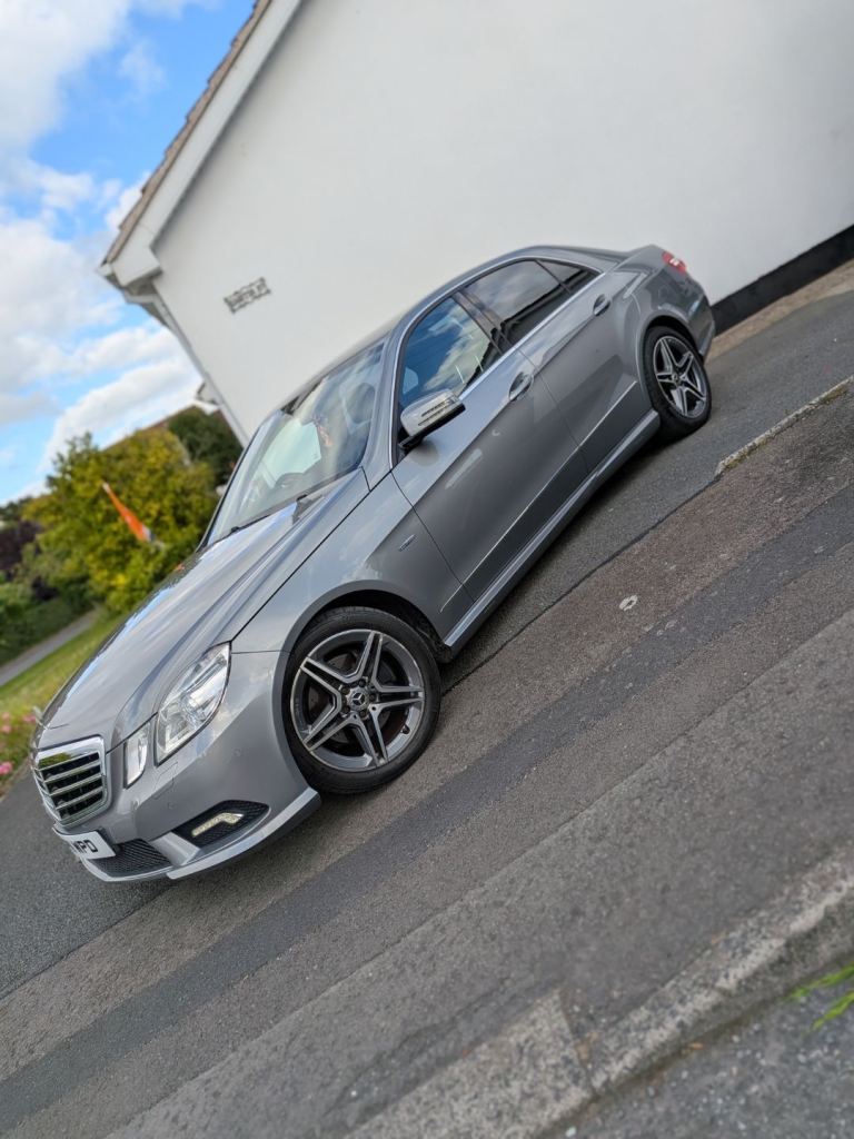 Mercedes-Benz, E CLASS, Saloon, 2011, Semi-Auto, 2143 (cc), 4 doors
