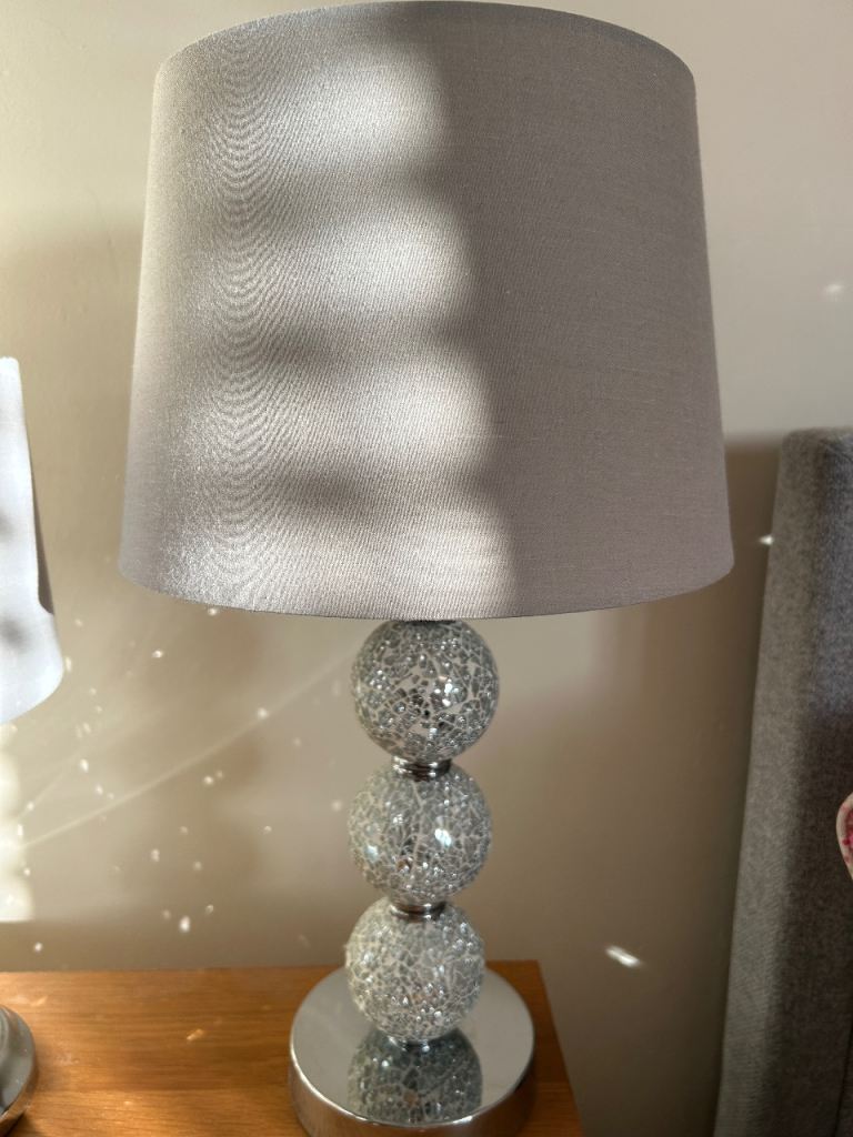 Bedroom lamp
