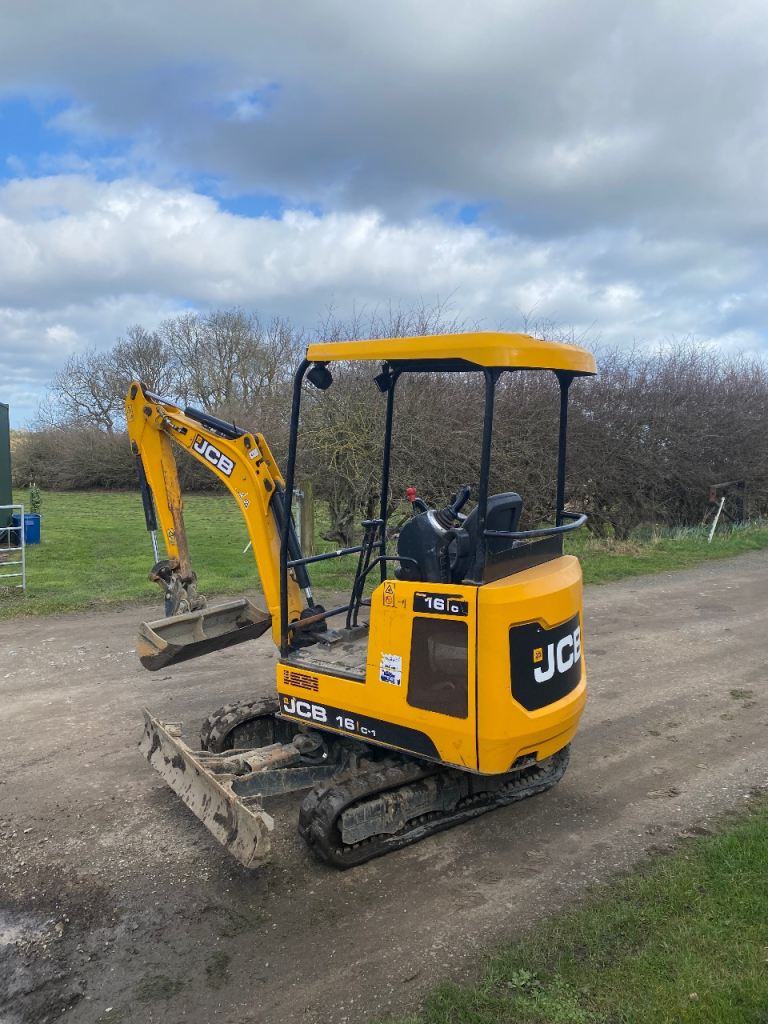 2020 JCB 16C-1 * 1.7 TON 