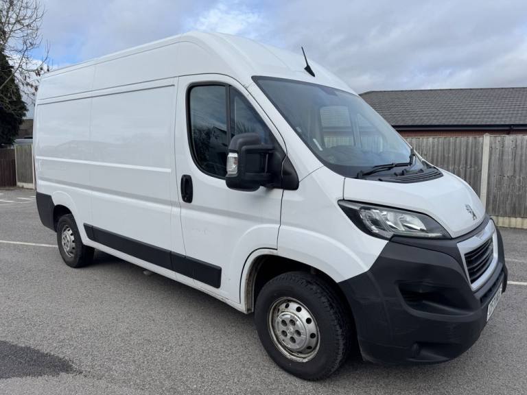 2021 Peugeot Boxer 2.2 BlueHDi 335 Professional Panel Van 5dr Diesel Manual L2 H2 Euro 6 (s/s) Pa...