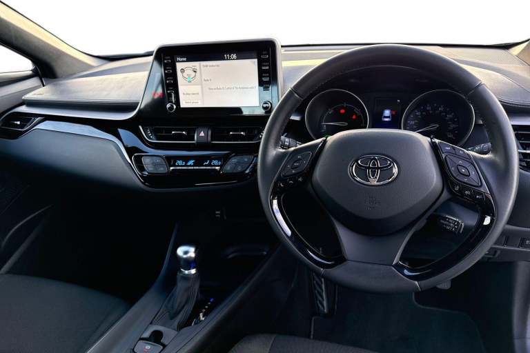 2022 Toyota C-HR 1.8 VVT-h Icon CVT Euro 6 (s/s) 5dr SUV PETROL/ELECTRIC Automatic