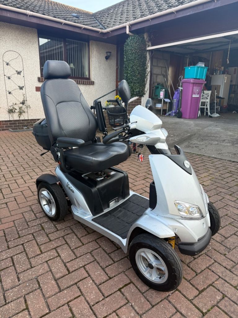 Rascal Vision 8mph mobility scooter