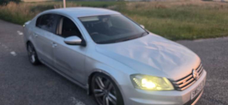 Volkswagen, PASSAT, Saloon, 2013, Manual, 1598 (cc), 4 doors