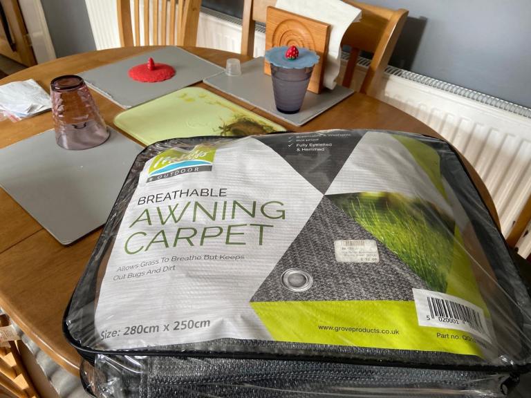 New Quest Breathable Awning Carpet 280cm x 250cm – Grey