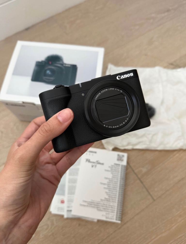 Canon PowerShot V1 Digital Camera - Black, As Good As New
