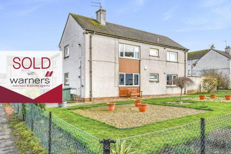 2 Bedroom Flat for Rent- UNDER OFFER