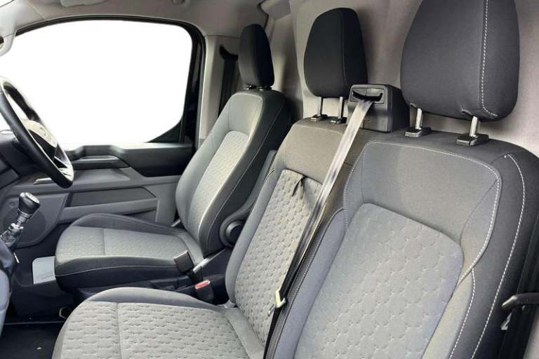 2025 Ford Transit Custom 280 Limited L1 SWB FWD 2.0 EcoBlue 136ps Low Roof, HEATED FRONT SEATS &a...