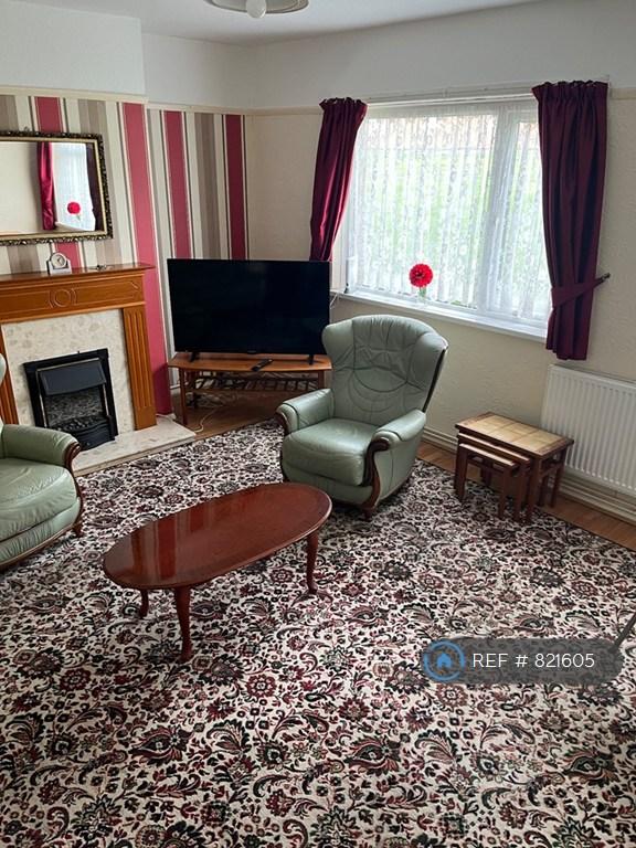 2 bedroom flat in Waunscil Ave, Bridgend, CF31 (2 bed) (#821605)