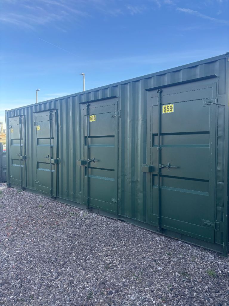 SELF STORAGE UNITS WIRRAL- Birkenhead and Wallasey 