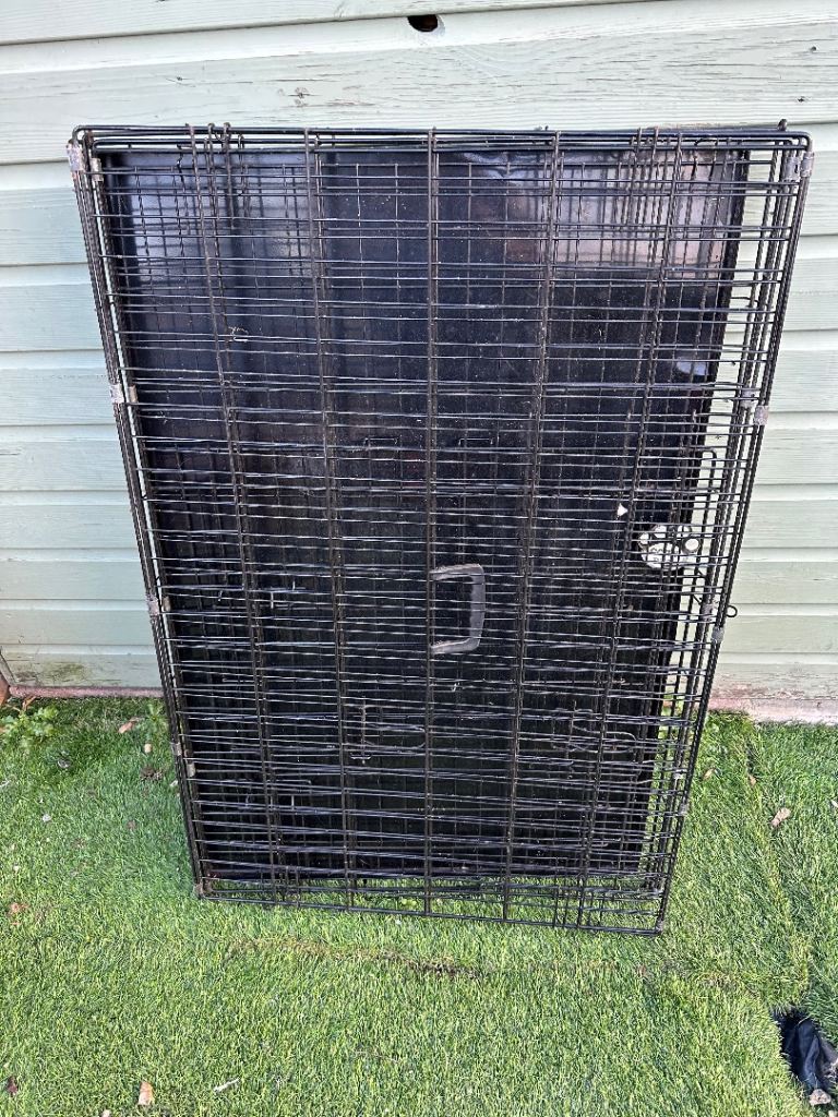 Large foldable dog crate 