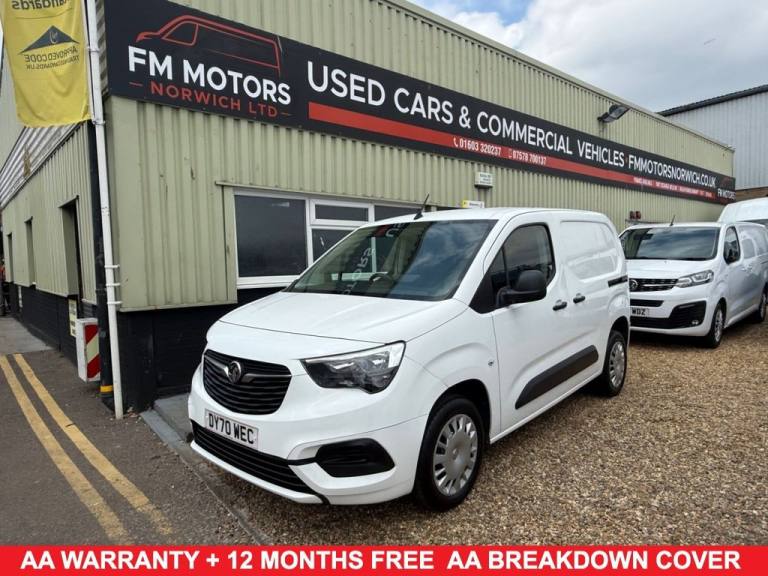 2020 70 VAUXHALL COMBO 1.6 TURBO D 2300 SPORTIVE PANEL VAN 4DR DIESEL MANUAL L1