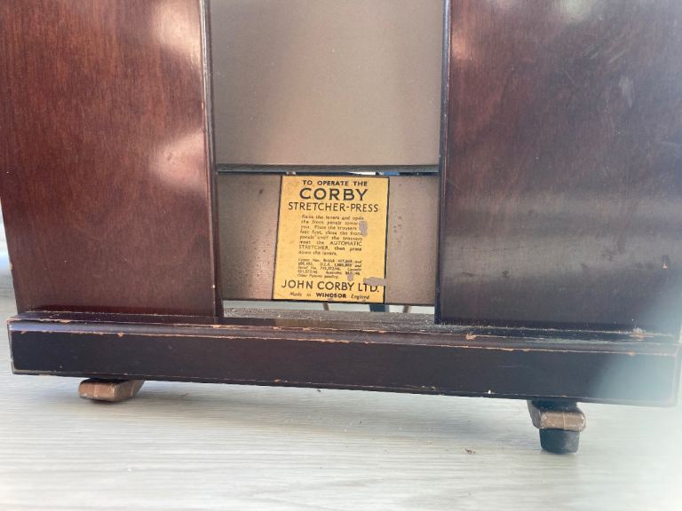 Corby Stretcher trousers press 