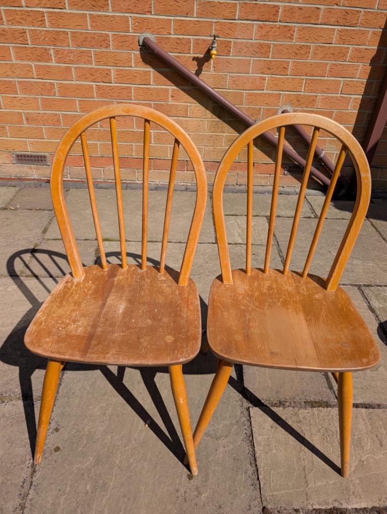 2 Ercel Windsor Bow Back Chairs