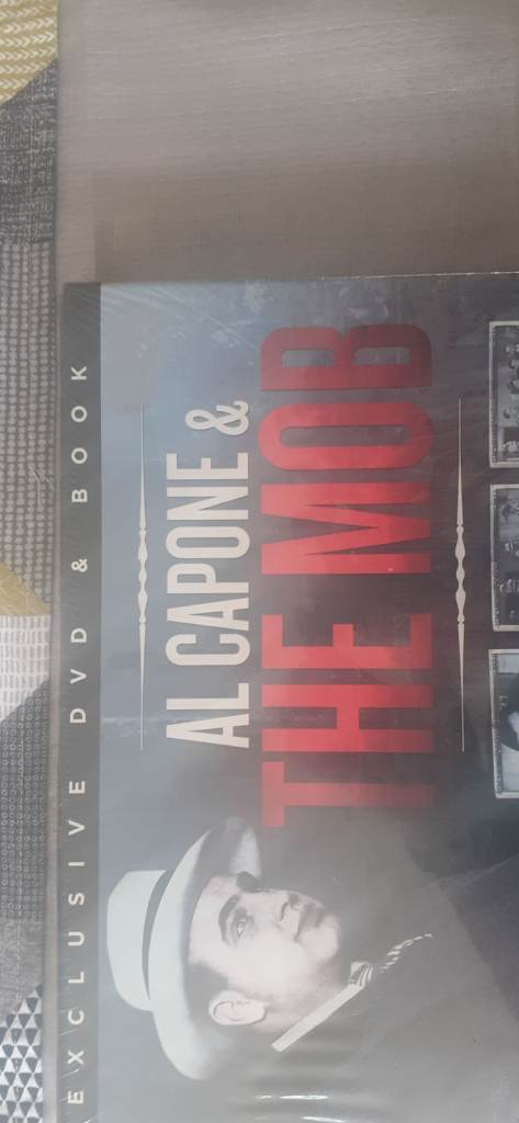 Al Capone & The Mob Exclusive DVD & Book – NEW Sealed