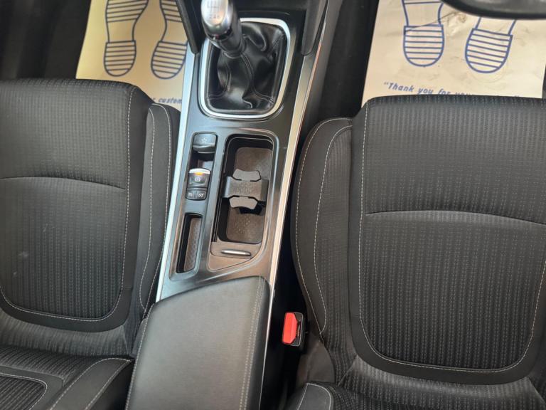 2018 Renault Megane 1.2 TCe Dynamique Nav Euro 6 (s/s) 5dr HATCHBACK Petrol Manual