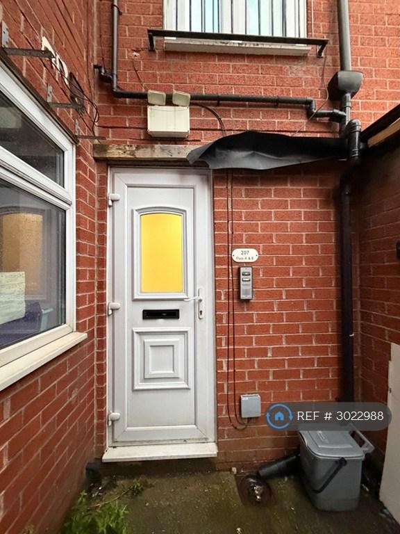 1 bedroom flat in Eaves Lane, Chorley, PR6 (1 bed) (#3022988)
