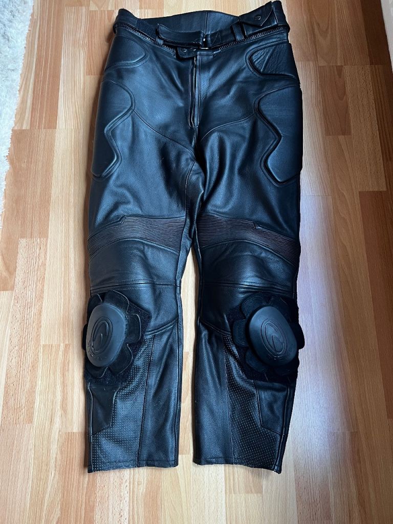 Motorcycle leather trousers size 34