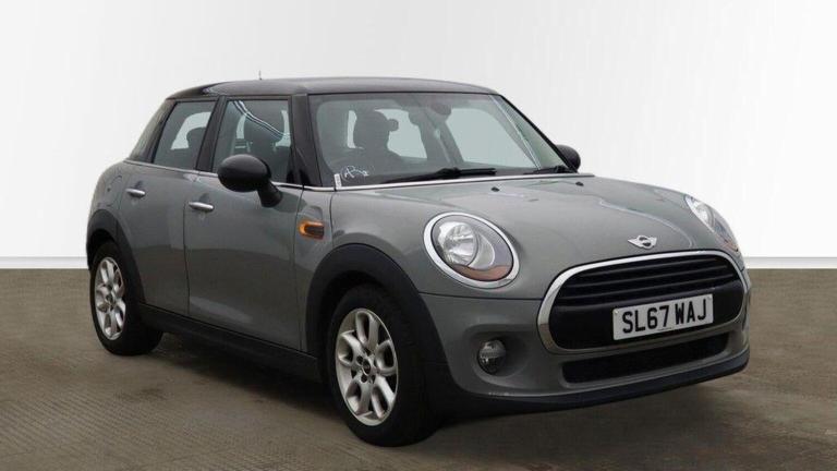 MINI HATCH 1.5 Cooper Euro 6 (s/s) 5dr 2017