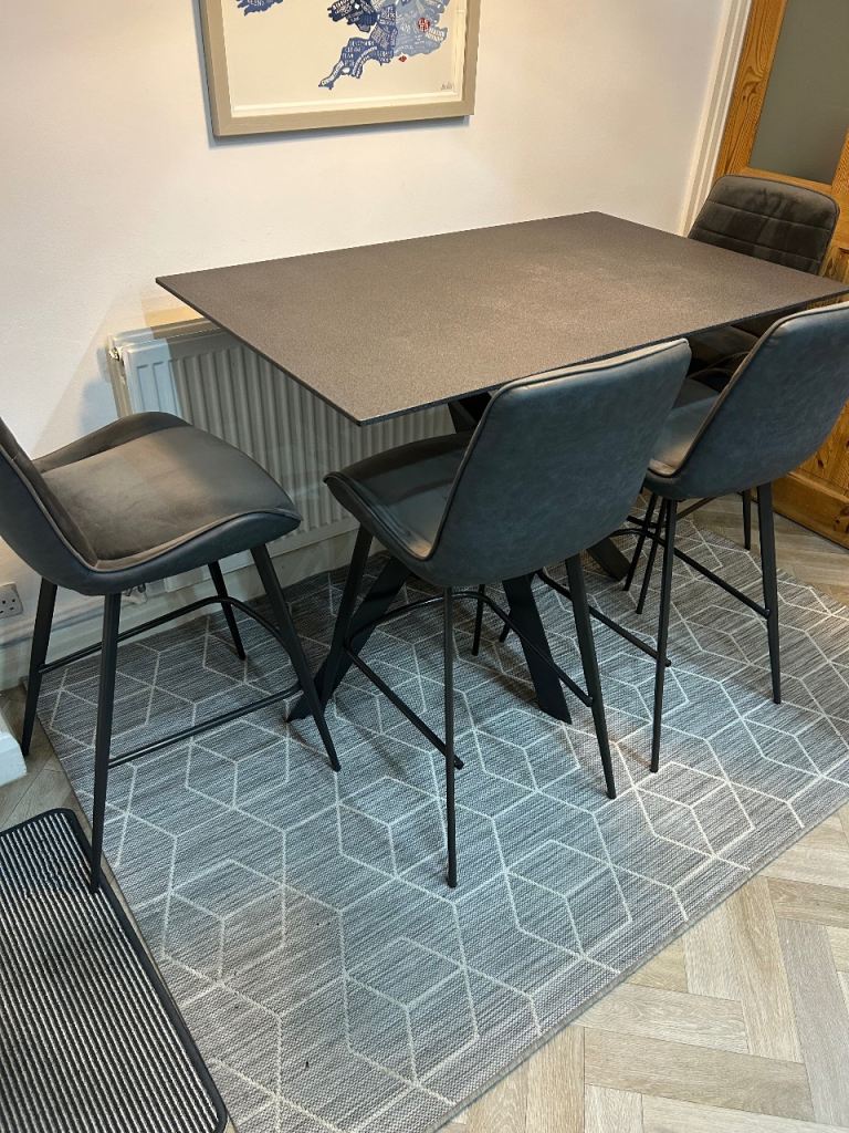 image for Tall dining set