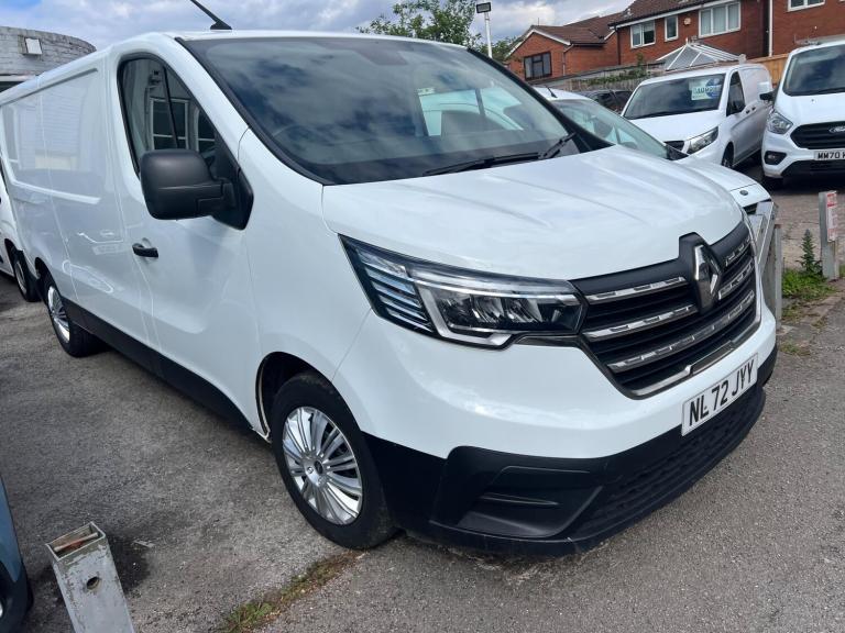 2022 Renault Trafic 2.0 dCi Blue LL30 Business+ L2 H1 Euro 6 (s/s) 5dr PANEL VAN Diesel Manual