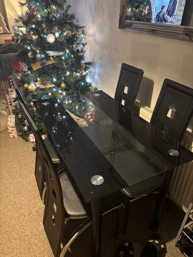 Dining Table and Chairs 