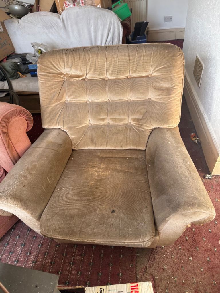 Single sofa free to collect