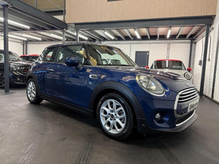 2015 MINI Hatch 1.5 Cooper 3dr Hatchback Petrol Manual
