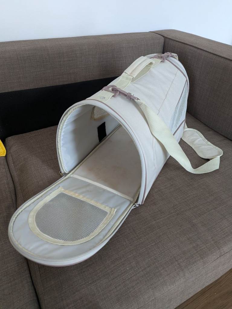 Cat carrier