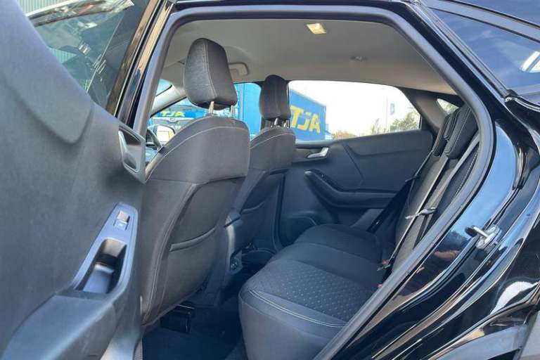 2024 Ford Puma 1.0 EcoBoost Hybrid mHEV Titanium 5dr HATCHBACK PETROL Manual