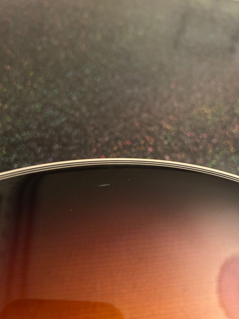 Lovely Acousto-electric guitar with Hardcase