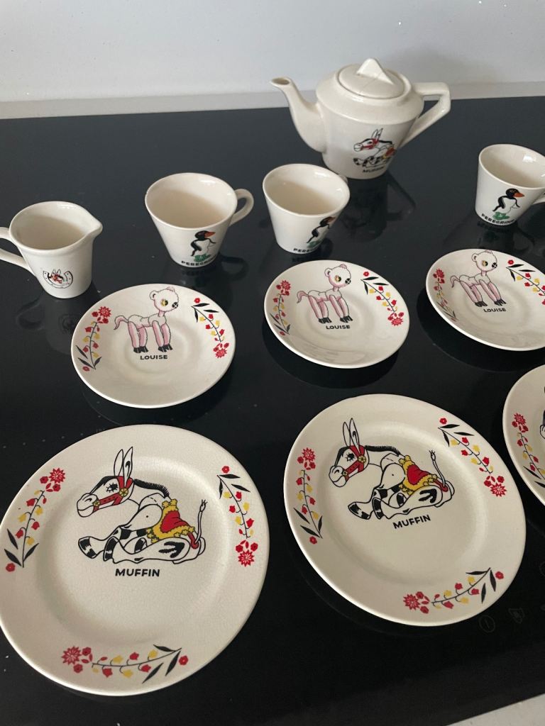 Muffin the Mule Tea Set