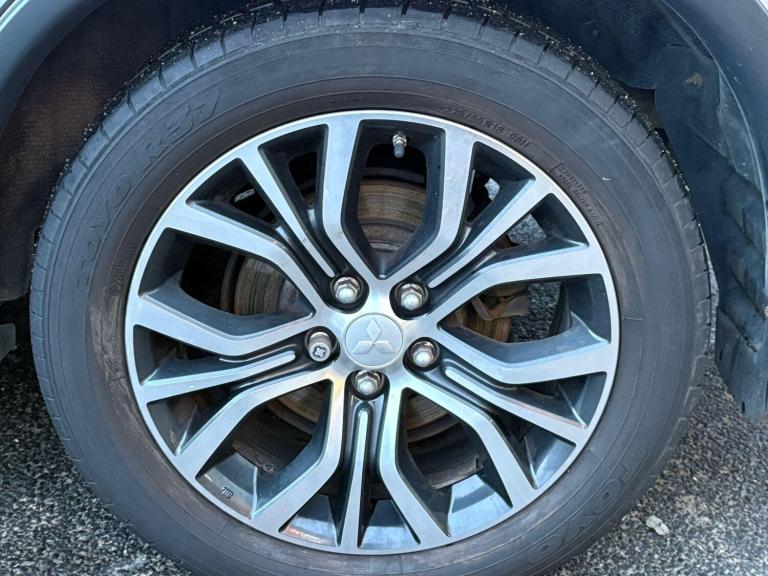 2016 Mitsubishi Outlander 2.2 DI-D GX3 5dr Auto ESTATE DIESEL Automatic