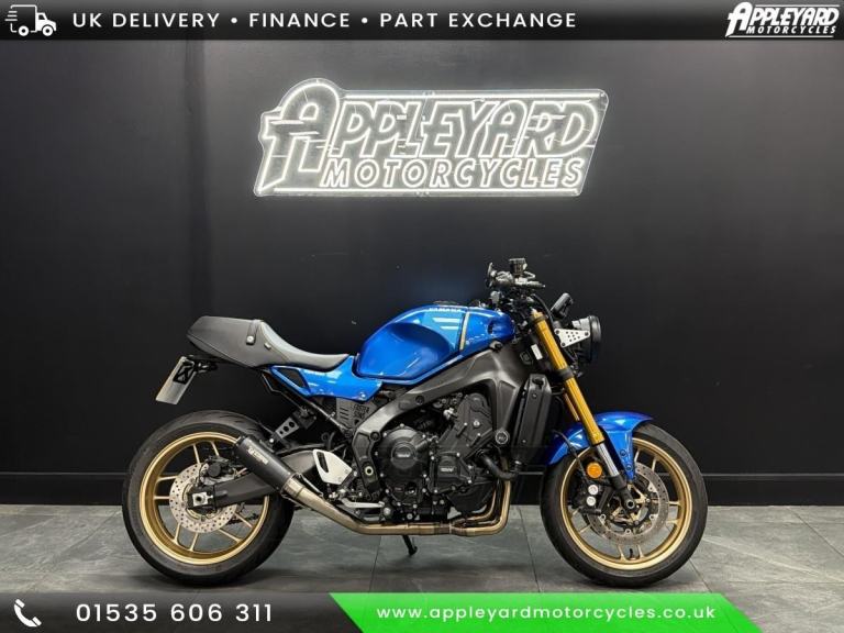 YAMAHA XSR 900