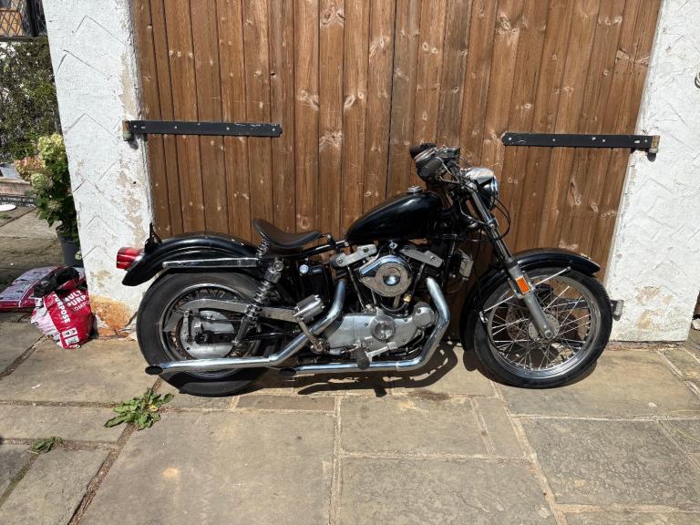 Harley-Davidson XLCH Sportster 1976 Classic Cruiser