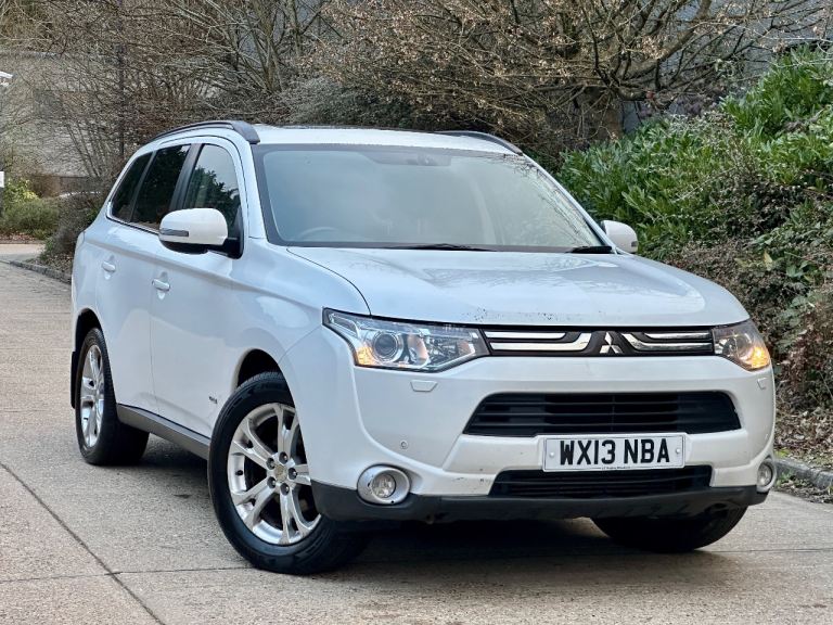 2013 Mitsubishi Outlander 2.2 DI-D GX4 **7 SEATER**