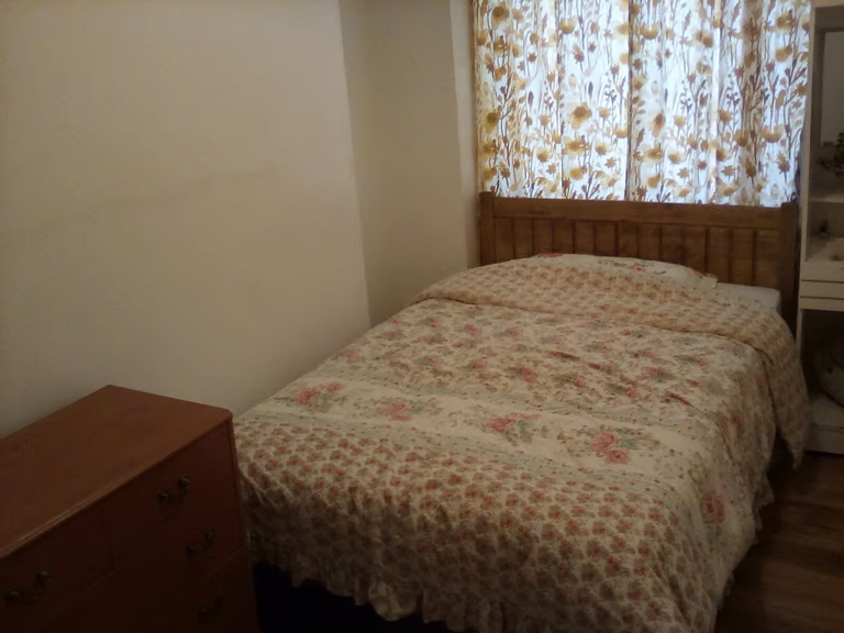 Spacious and Cosy 2 Bed Flat available for Rent in - CF24 3QB