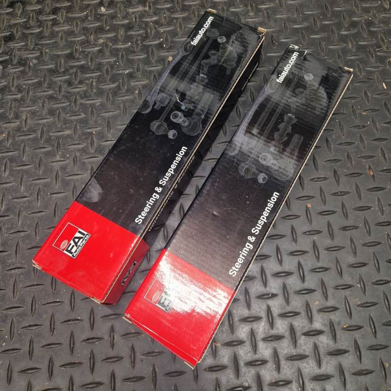 Pair of Stabiliser Anti-Roll Bar Link Front New, Boxed