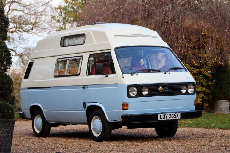 1982 Volkswagen Transporter T25 Camper Van. Body restored and a really clean example. MPV Petrol ...