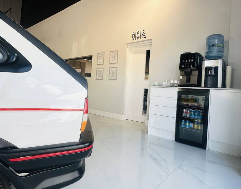 2015 65 FORD C-MAX 1.6 TI-VCT ZETEC MPV 5DR PETROL MANUAL EURO 6 (125 PS)