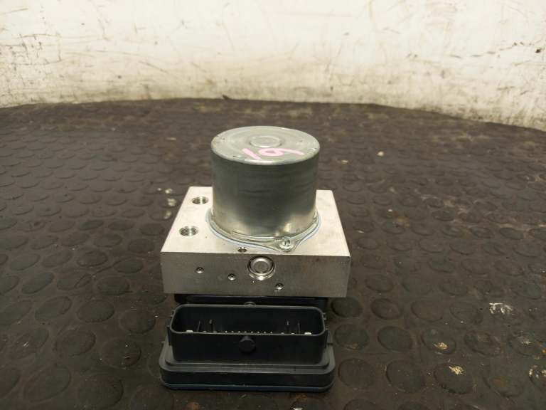 Toyota Yaris Abs Pump/Modulator 2020-2026 1.5l M15a-Fxe Fhev