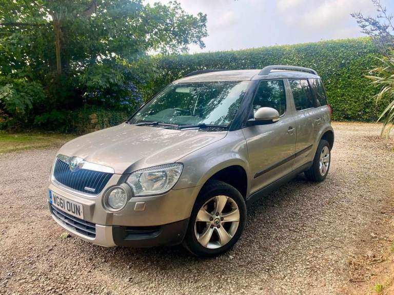 SKODA YETI 1.6 TDI CR GREENLINE II SE Estate 2012 £35 a Year Road Tax 60+Mpg