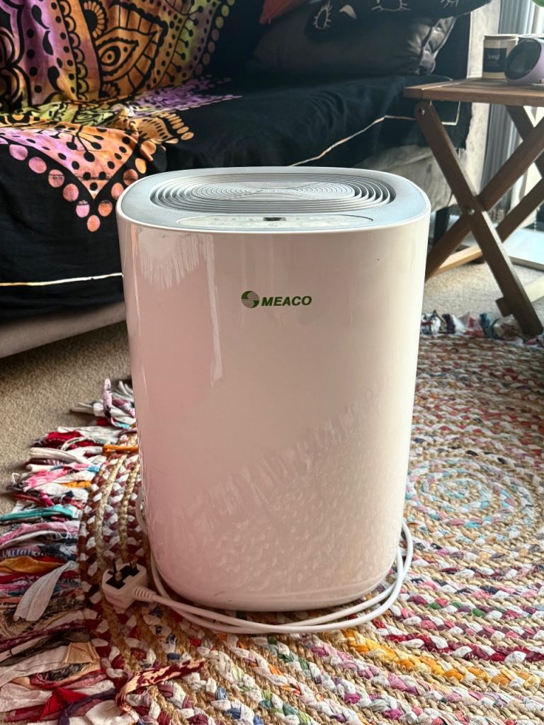 Dehumidifier 