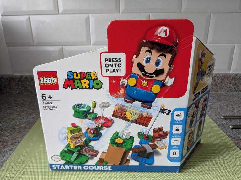 LEGO Super Mario: Adventures with Mario Starter Course (71360)