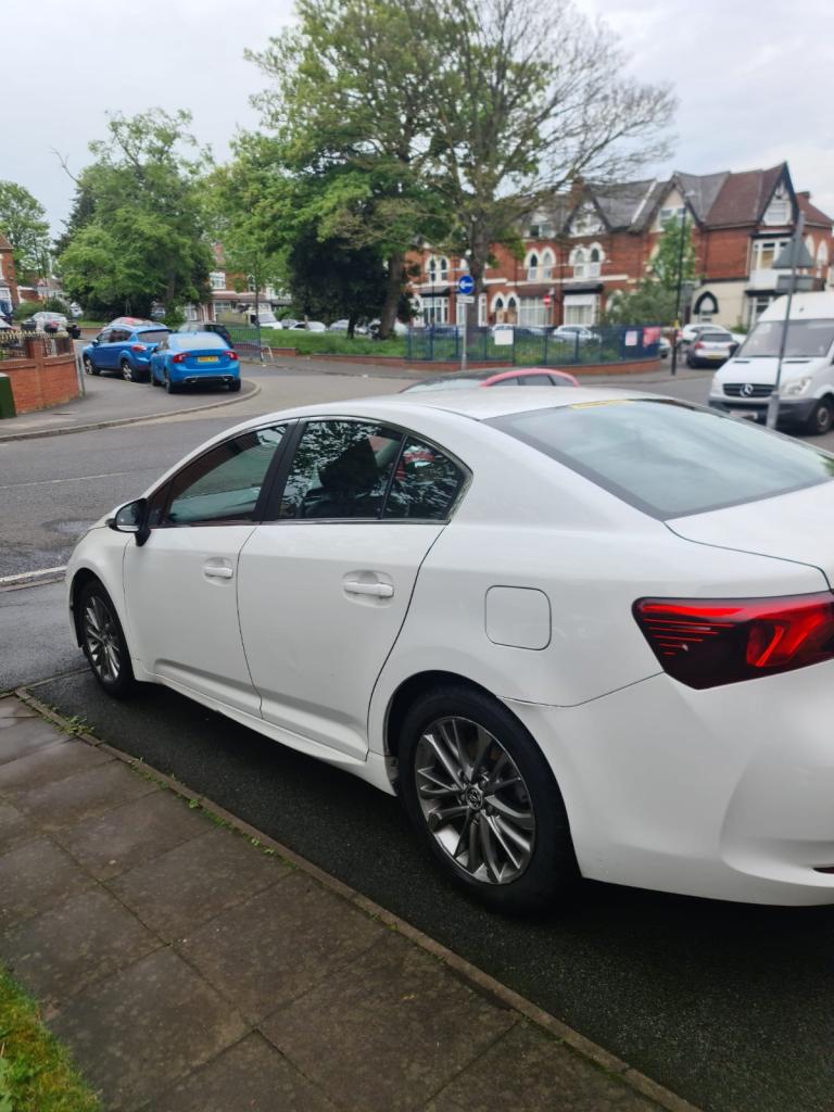 Toyota, AVENSIS, Saloon, 2018, Manual, 1598 (cc), 4 doors