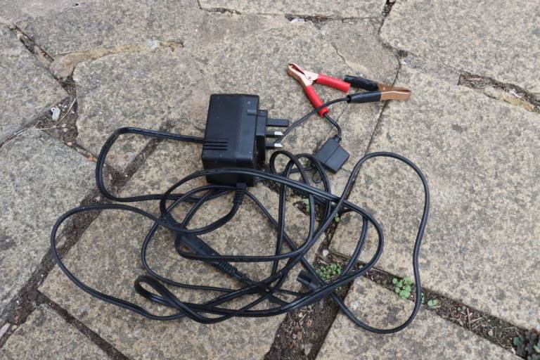 Halfords Maitenance Car Battery charger