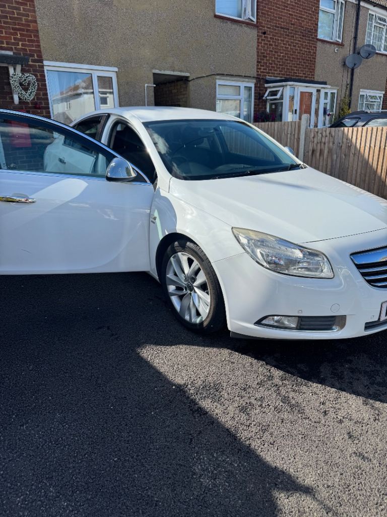 Vauxhall, INSIGNIA, Hatchback, 2012, Manual, 1956 (cc), 5 doors