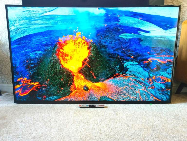 Toshiba 65" inch Smart TV UHD 4K Ultra HDR10+ TRU Dolby Vision Atmos WIFI Freeview Play 65UL2163DBC